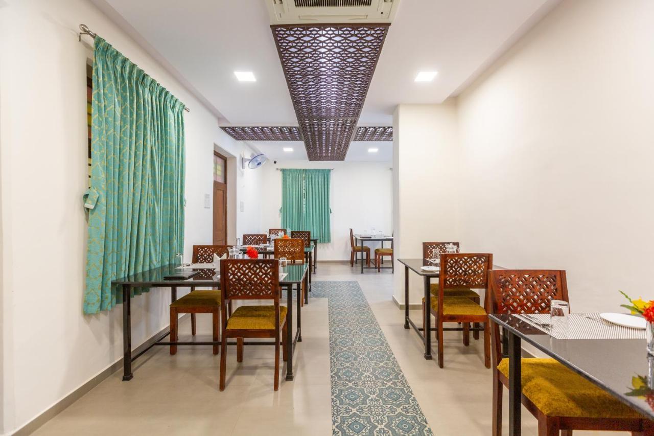 Kstdc Hotel Mayura Adilshahi Bijapur Exterior foto
