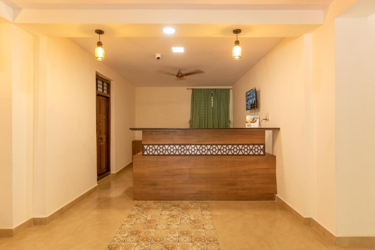 Kstdc Hotel Mayura Adilshahi Bijapur Exterior foto